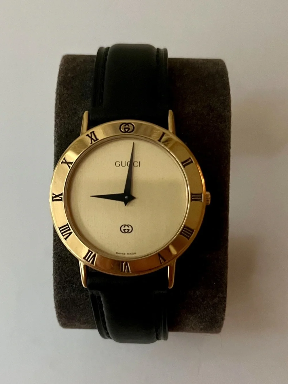 Vintage Gucci 3000M Gold Tone Swiss Watch Working Men’s Luxury Watch